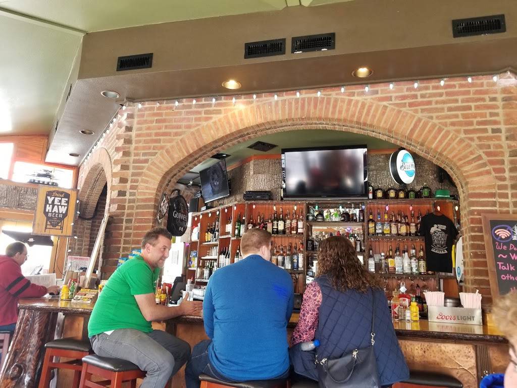 Tom & Earls Back Alley Grill | restaurant | 651 Parkway #110, Gatlinburg, TN 37738, USA | 8653256022 OR +1 865-325-6022