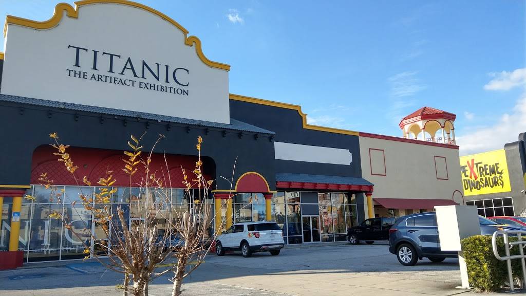 Buffalo Wild Wings | meal takeaway | 7004 International Dr, Orlando, FL 32819, USA | 4073516200 OR +1 407-351-6200