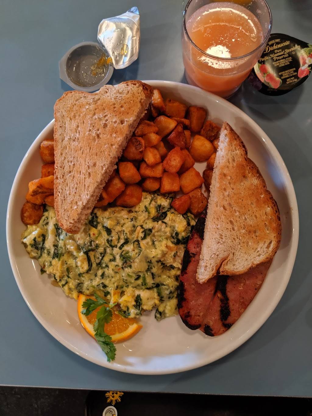 Baby Barnabys | restaurant | 602 Fairview St #2904, Houston, TX 77006, USA | 7135224229 OR +1 713-522-4229