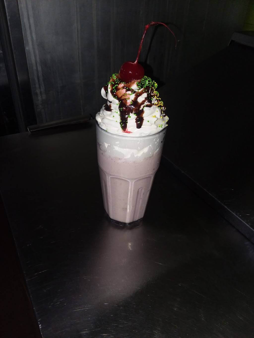 Pizza King | restaurant | 3729 Main St, Pikeville, TN 37367, USA | 4234477564 OR +1 423-447-7564