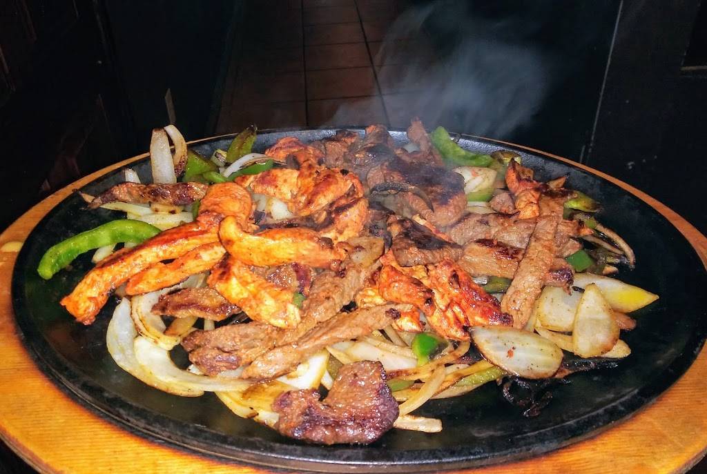 El Milagro Mexican Grill & Cantina 2 | restaurant | 220 B Eisenhower Dr, Biloxi, MS 39531, USA | 2282071327 OR +1 228-207-1327