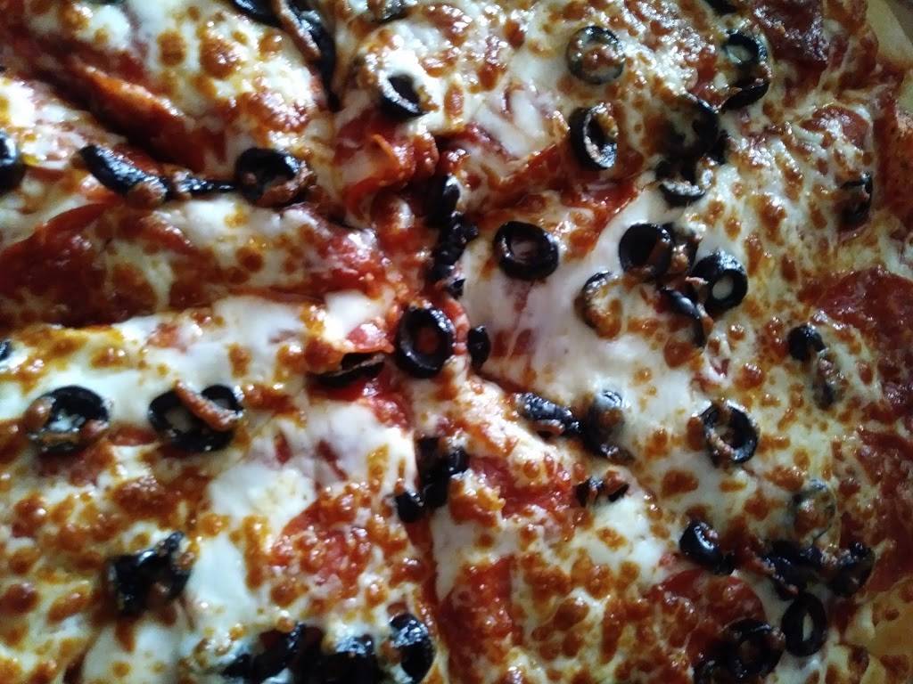 Little Caesars Pizza | meal takeaway | 5218 Godfrey Rd, Godfrey, IL 62035, USA | 6184667979 OR +1 618-466-7979