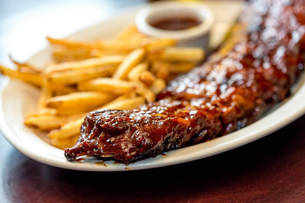 Rockwood Tap House | restaurant | 3131 Finley Rd, Downers Grove, IL 60515, USA | 6309643131 OR +1 630-964-3131