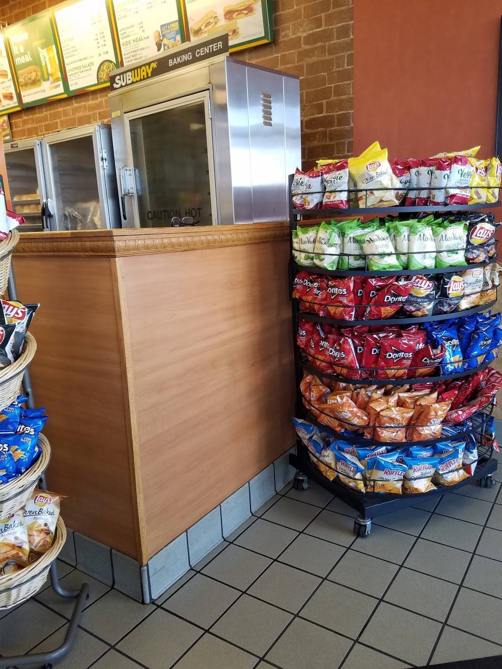 Subway Restaurants | restaurant | 5283 Westpoint Plaza Dr, Columbus, OH 43228, USA | 6147770113 OR +1 614-777-0113