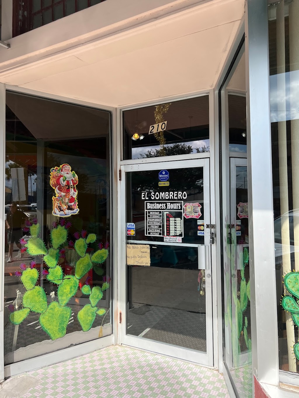 El Sombrero Restaurant | restaurant | 210 W Jackson Ave, Harlingen, TX 78550, USA | 9564259700 OR +1 956-425-9700