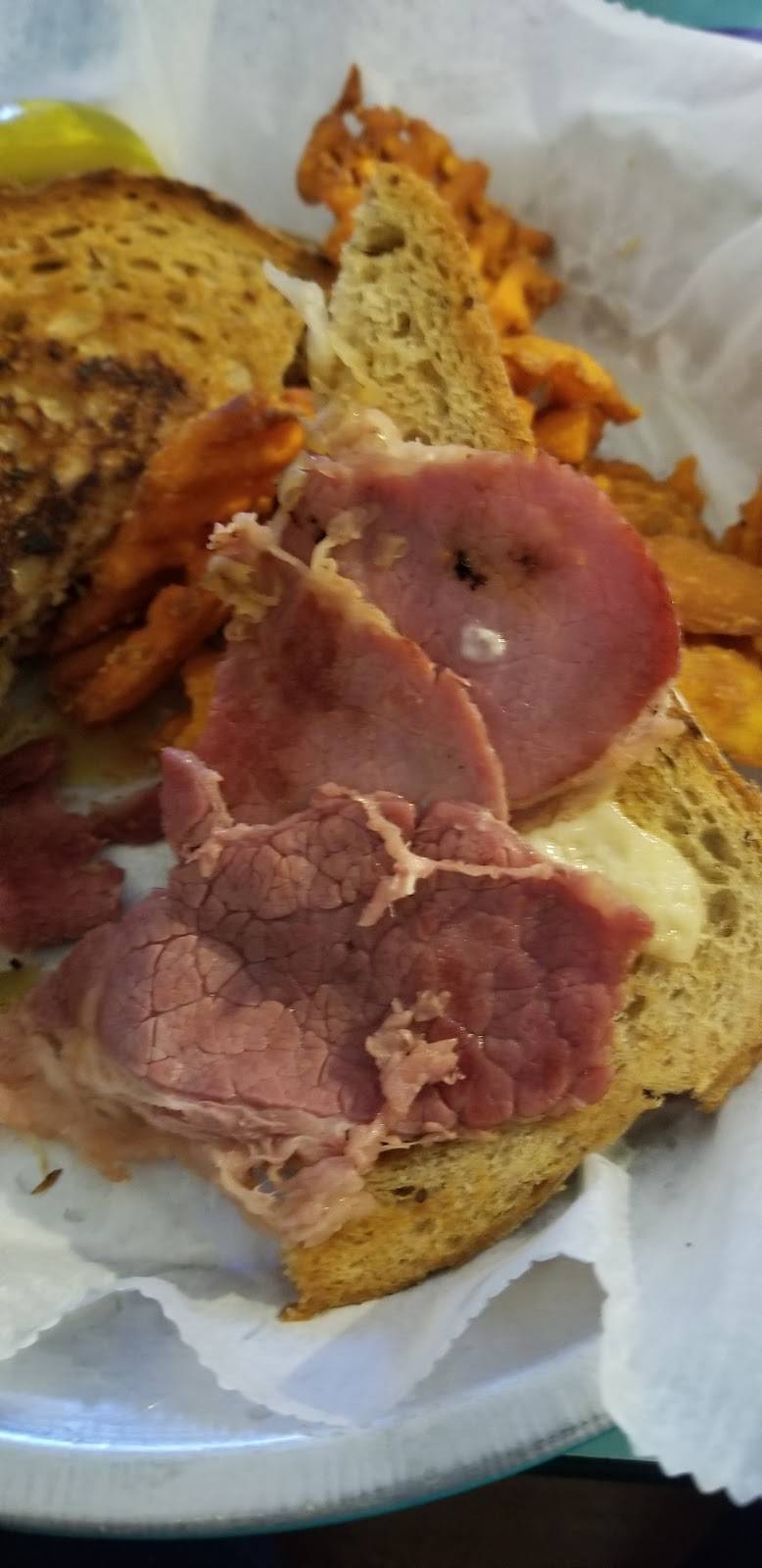 Grams Kitchen | restaurant | 1501 S Volusia Ave, Orange City, FL 32763, USA | 3867745525 OR +1 386-774-5525