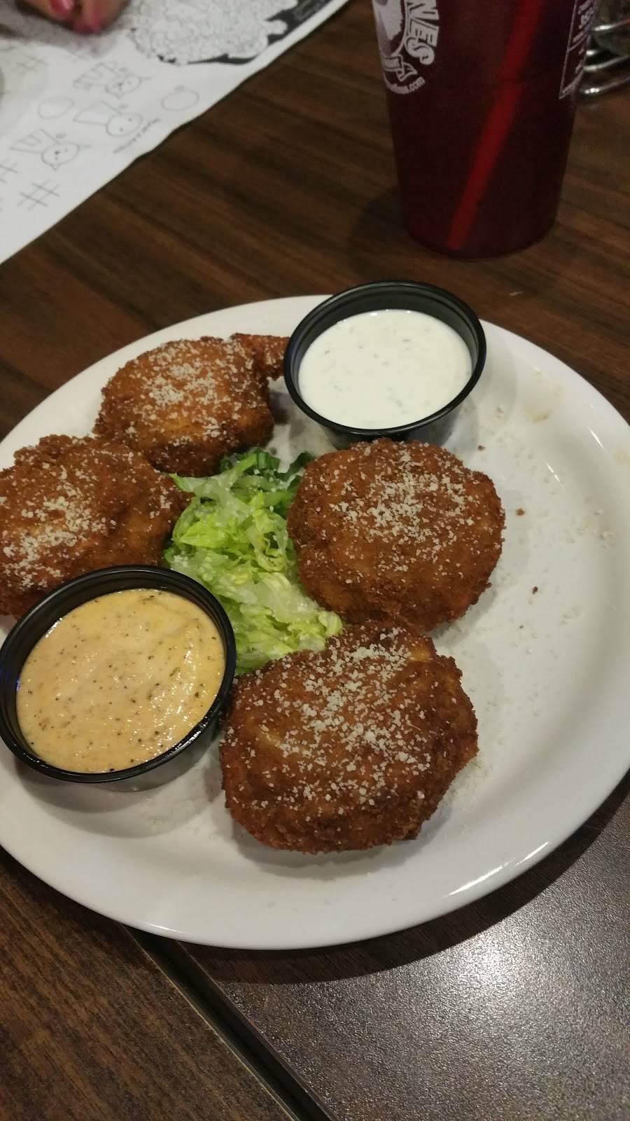 Friendly Confines Sports Restaurant | restaurant | 7025 Co Rd 46A, Lake Mary, FL 32746, USA | 3212570536 OR +1 321-257-0536