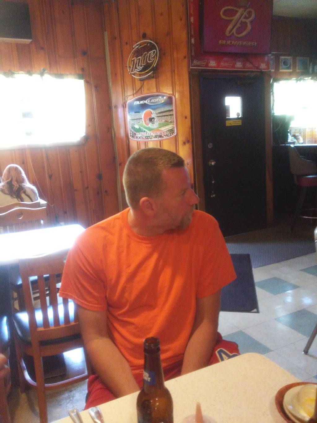 White Crown Cafe | restaurant | 2528 9th St SW, Canton, OH 44710, USA | 3304540656 OR +1 330-454-0656