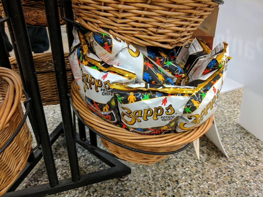 Wawa | cafe | 804 E Bearss Ave, Tampa, FL 33613, USA | 8136315131 OR +1 813-631-5131