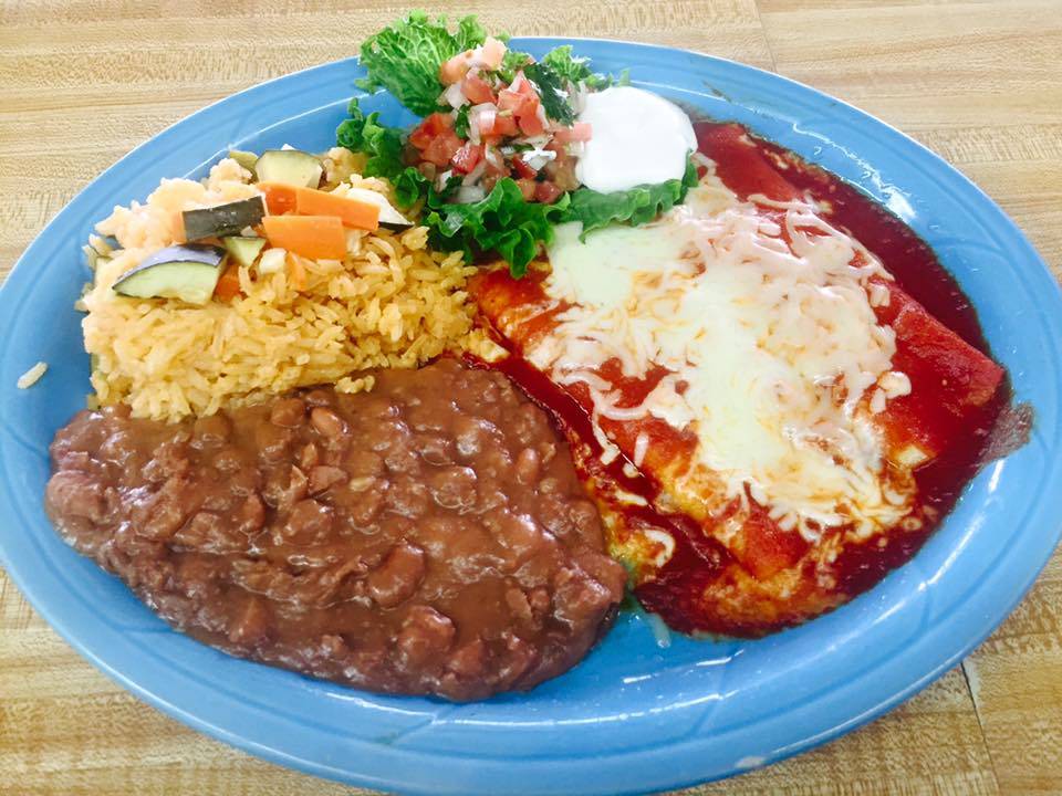 Restaurante El Michoacano | restaurant | 2015 N Main St, Salinas, CA 93906, USA | 8312726182 OR +1 831-272-6182