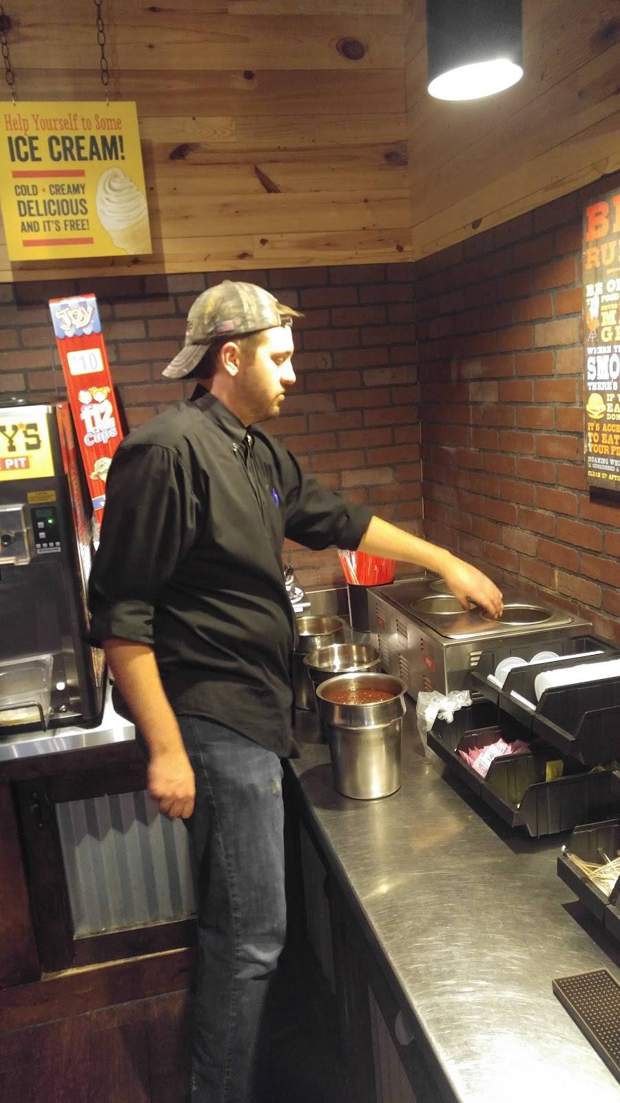 Dickeys Barbecue Pit | restaurant | 323 Metzler Dr Ste 101, Castle Rock, CO 80108, USA | 3036883383 OR +1 303-688-3383