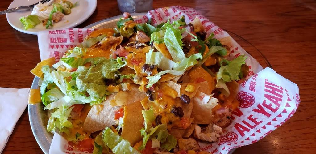 Carolina Ale House | restaurant | 6810 SW 40th St, Miami, FL 33155, USA | 3056663757 OR +1 305-666-3757