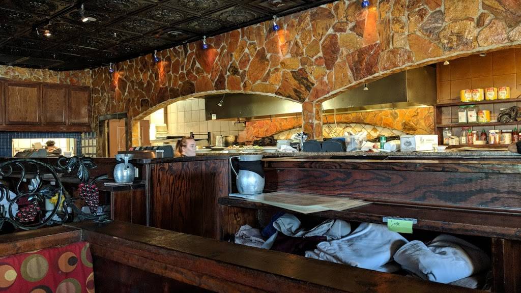 Joia Fabulous Pizza & Martini Bar | restaurant | 10475 Gibsonton Dr, Riverview, FL 33569, USA | 8136777171 OR +1 813-677-7171