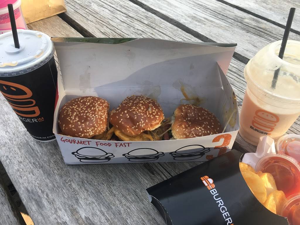 Burgerim Gourmet Burgers | restaurant | 225 N 12th St #130, Omaha, NE 68102, USA | 4025022955 OR +1 402-502-2955