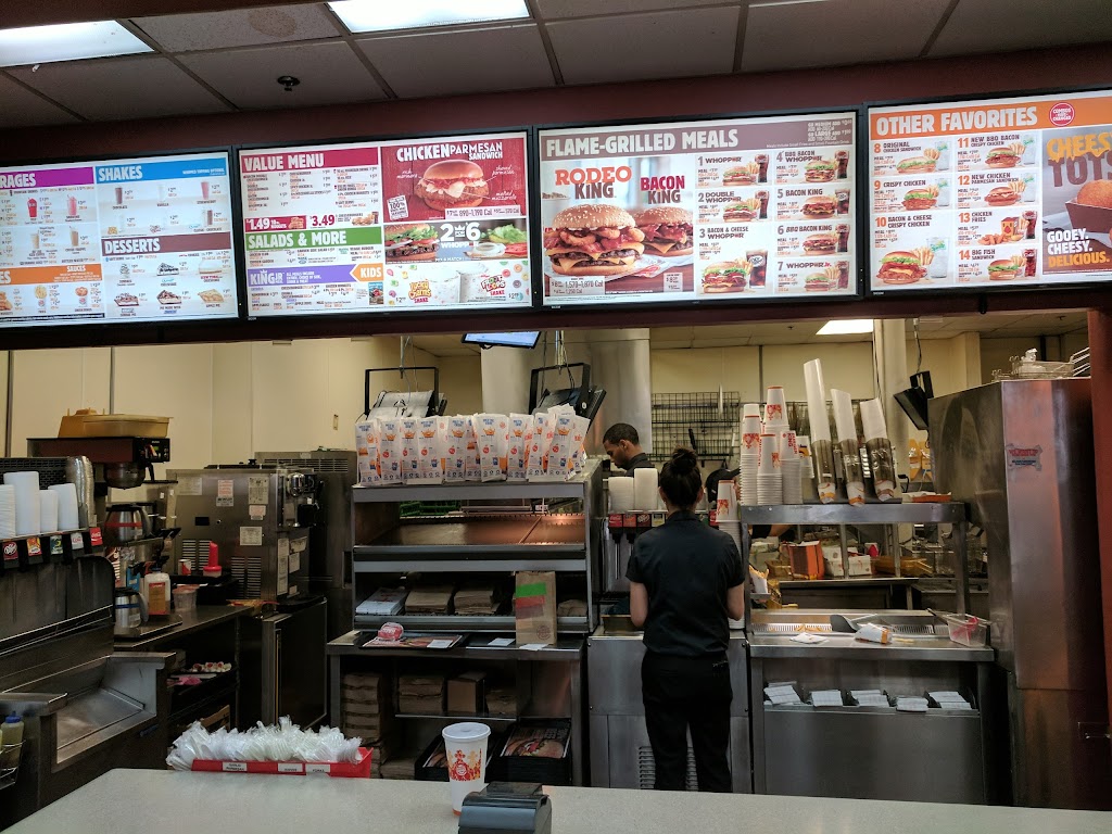 Burger King | restaurant | 128 Tremont St, Boston, MA 02108, USA | 6175568299 OR +1 617-556-8299