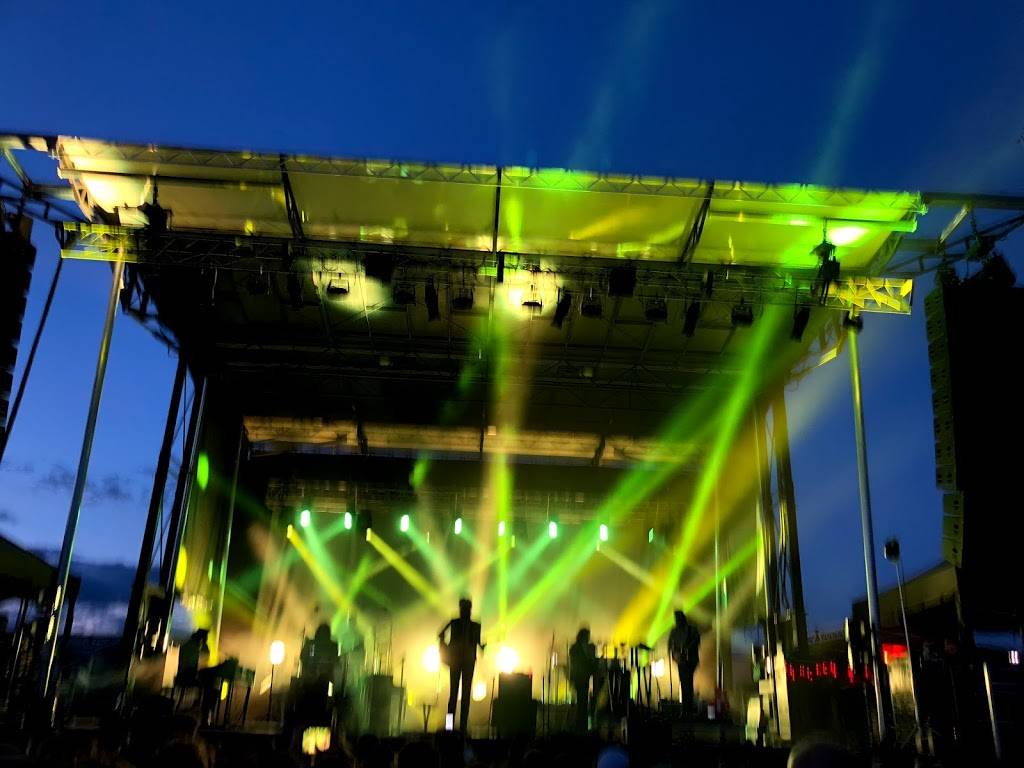 Thompsons Point | restaurant | 10 Thompsons Point, A, Portland, ME 04102, USA | 2077475288 OR +1 207-747-5288