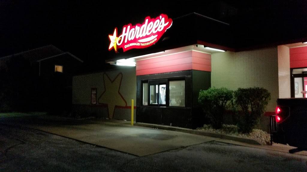 Hardees | restaurant | 105 S 9th Ave, Eldridge, IA 52748, USA | 5632858377 OR +1 563-285-8377