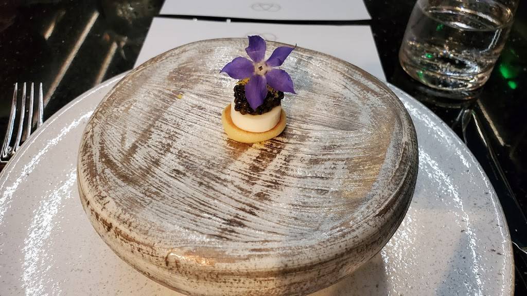 Mugen | restaurant | 2452 Kalakaua Ave, Honolulu, HI 96815, USA | 8083772246 OR +1 808-377-2246