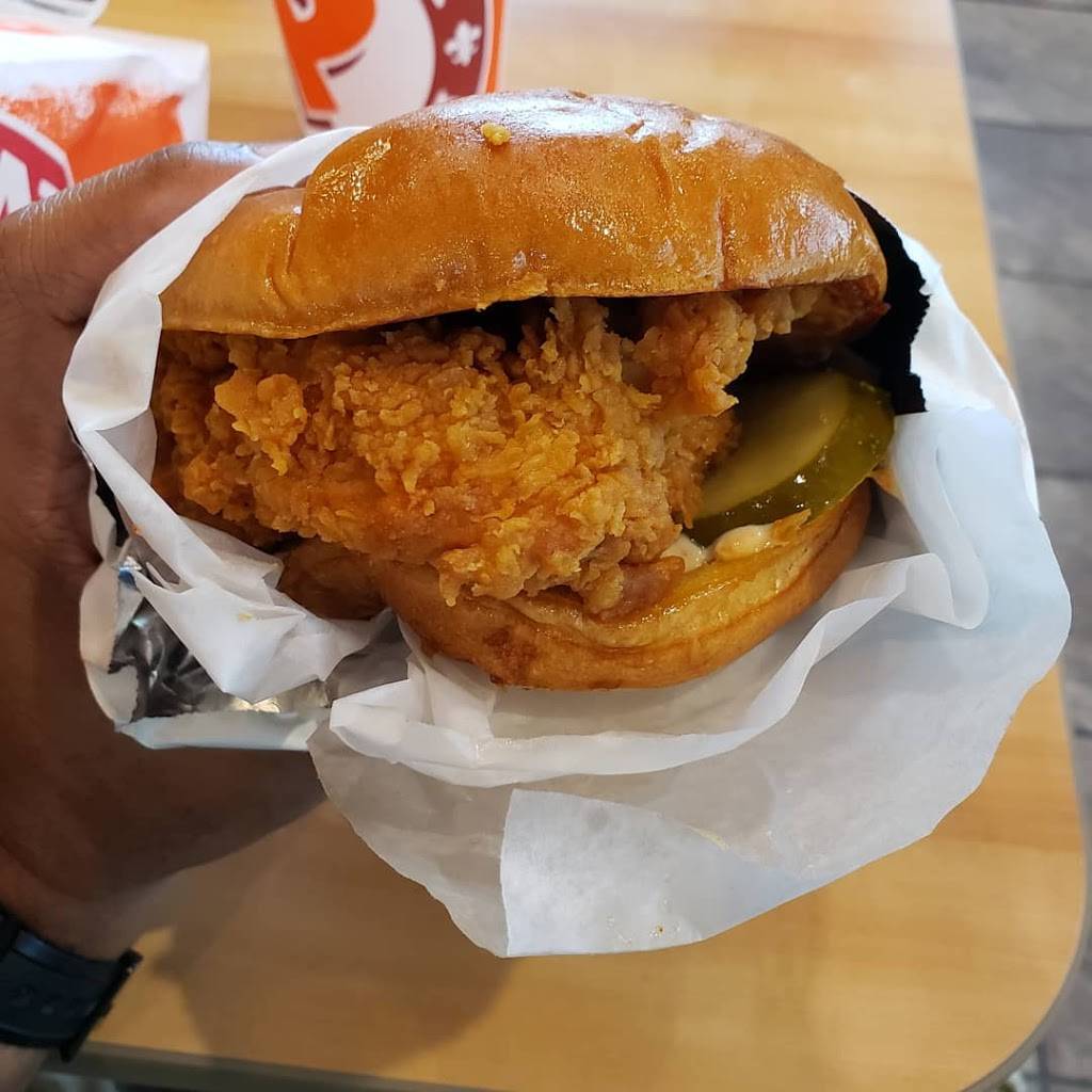 Popeyes Louisiana Kitchen | restaurant | 605 N Krome Ave, Homestead, FL 33030, USA | 3052481593 OR +1 305-248-1593