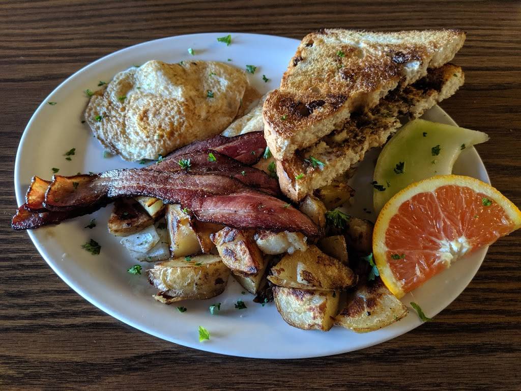 The Regal Diner | restaurant | 5924 Main St, Niagara Falls, ON L2G 5Z8, Canada | 9053518655 OR +1 905-351-8655