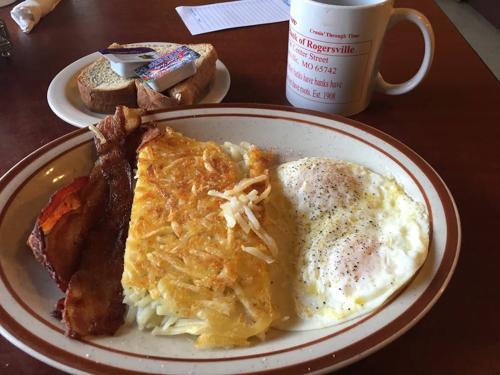 Fountain Cafe | restaurant | 129 W Main St, Fordland, MO 65652, USA | 4177671142 OR +1 417-767-1142