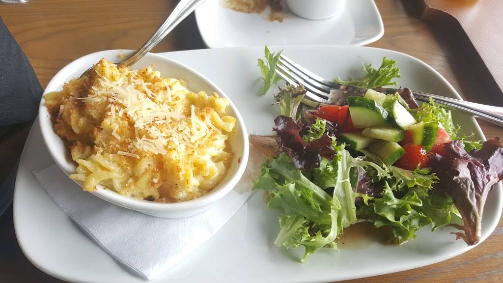 Relm Wine & Beer Bistro | restaurant | 2390 Las Posas Rd suite h, Camarillo, CA 93010, USA | 8059917356 OR +1 805-991-7356