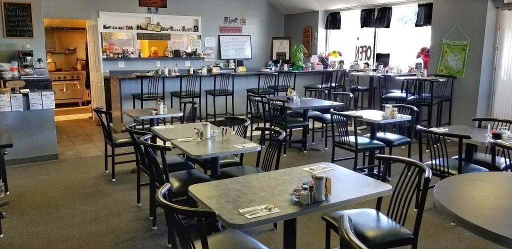 Heidis Hideaway Restaurant | restaurant | 5833 Camp Rd, Hamburg, NY 14075, USA | 7167252726 OR +1 716-725-2726