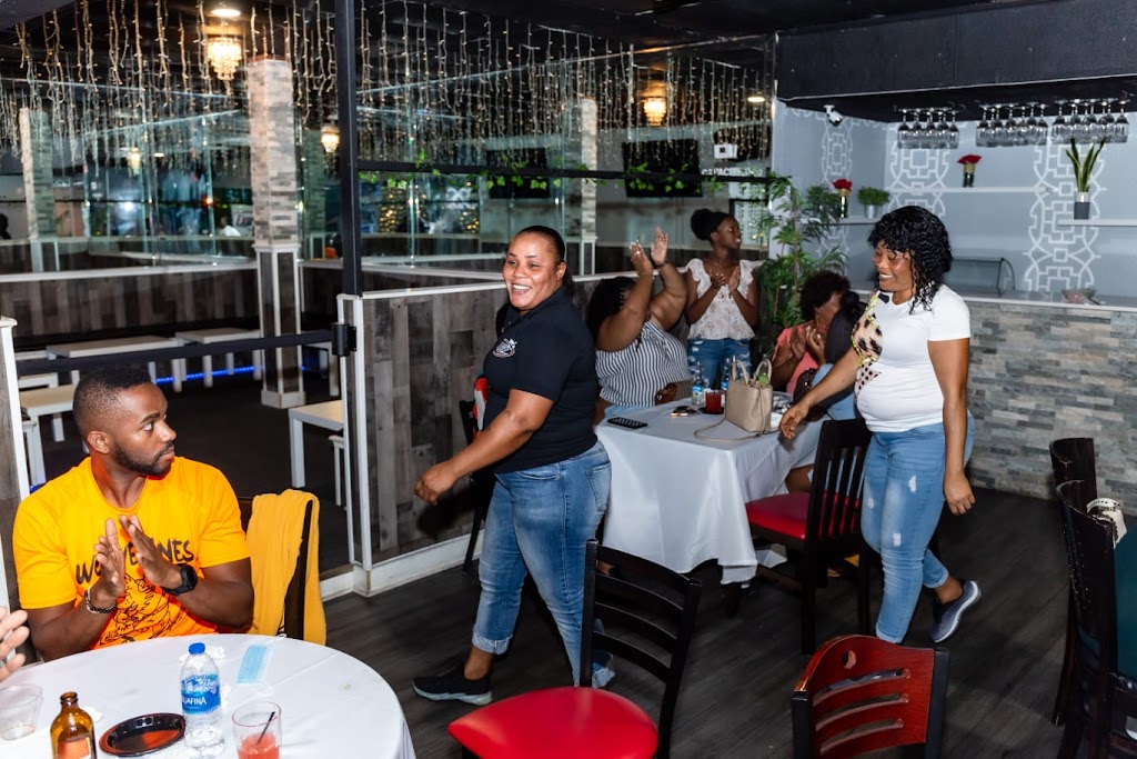 Express Restaurant & Grill | restaurant | 1401 S State Rd Ste A1, North Lauderdale, FL 33068, USA | 9543664902 OR +1 954-366-4902