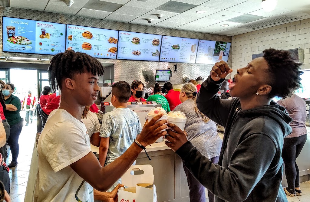 Chick-fil-A | restaurant | 5808 Kingstowne Center, Alexandria, VA 22315, USA | 5713477901 OR +1 571-347-7901