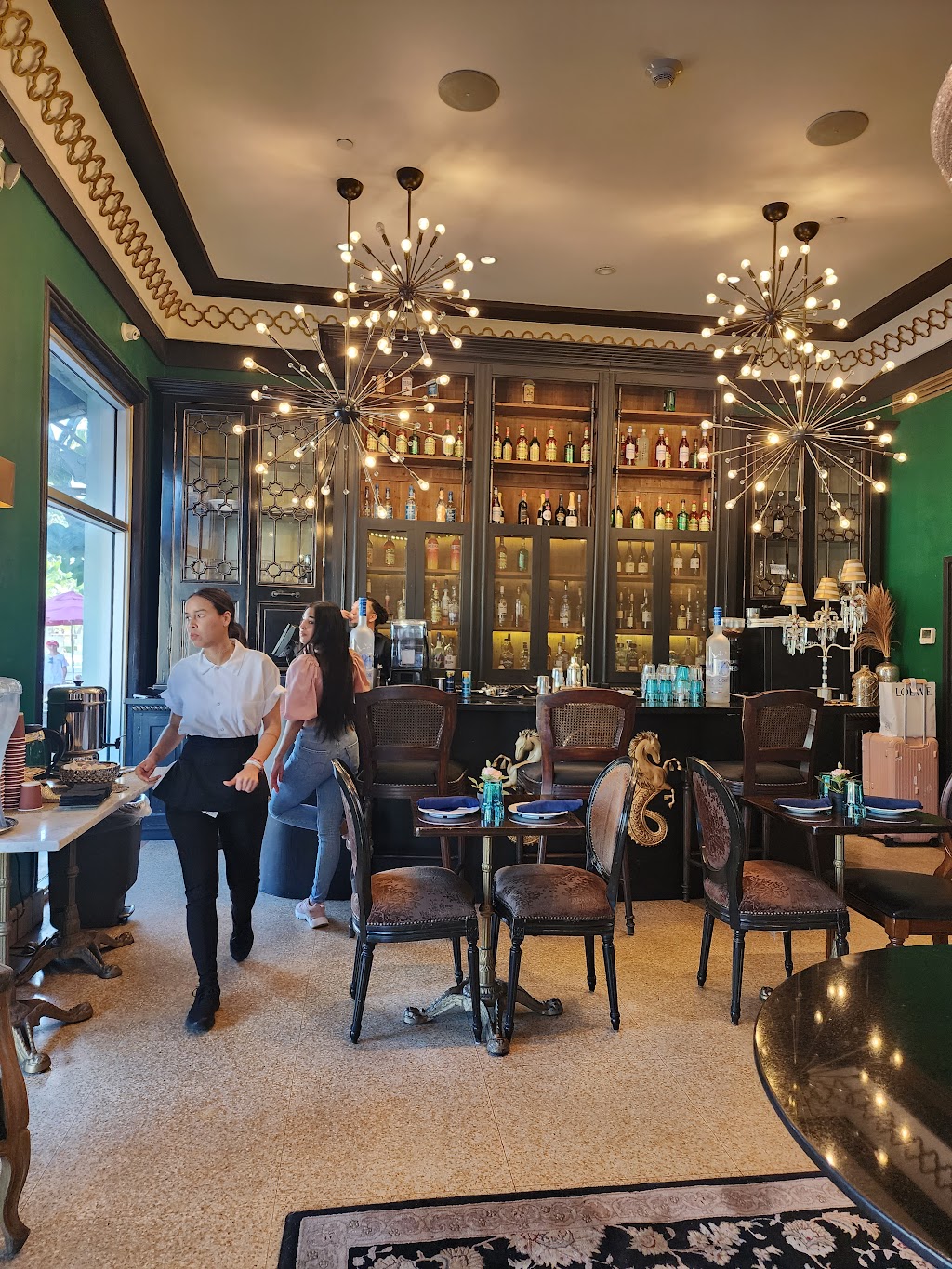 Ocean Bistro | restaurant | 1320 Ocean Dr, Miami Beach, FL 33139, USA | 3056731199 OR +1 305-673-1199