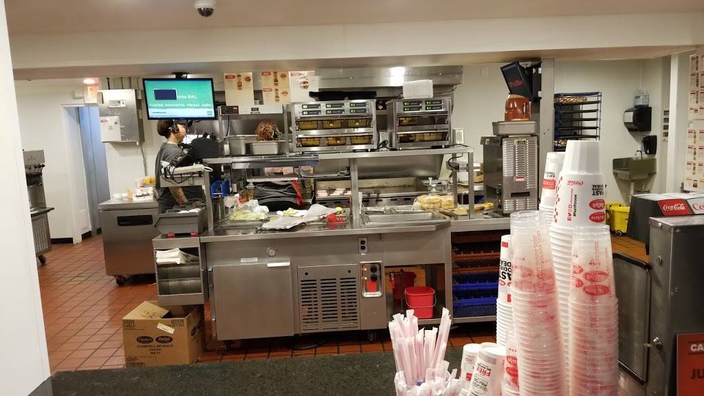 Checkers | restaurant | 2835 Washtenaw Ave, Ypsilanti, MI 48197, USA | 7349617411 OR +1 734-961-7411