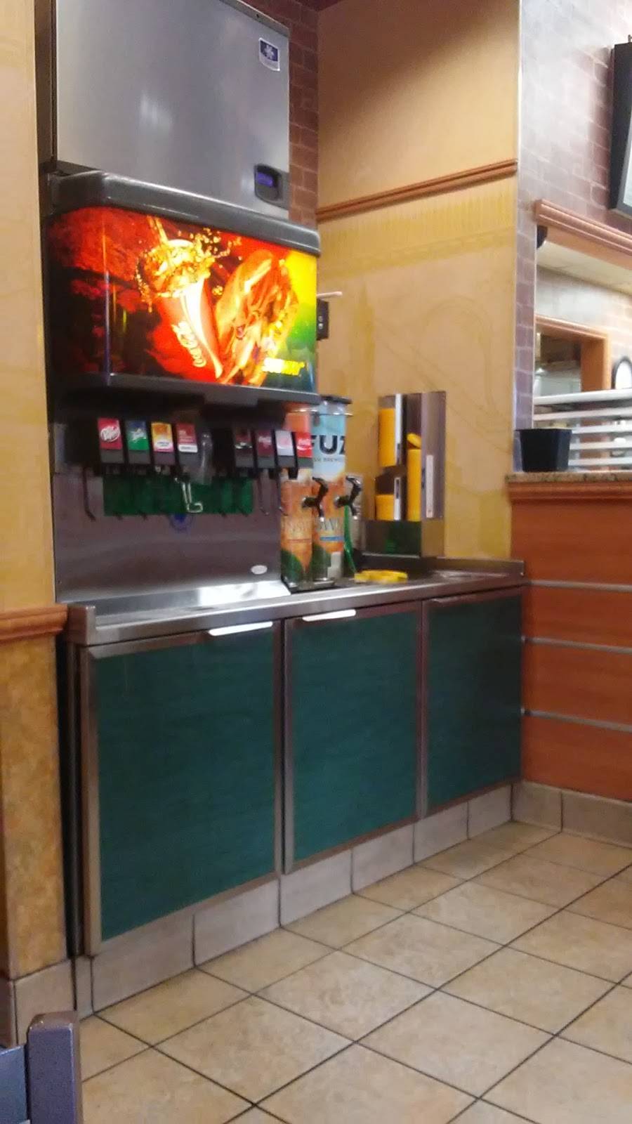 Subway | restaurant | 1767 E Broadway St, Oviedo, FL 32765, USA | 4079716920 OR +1 407-971-6920