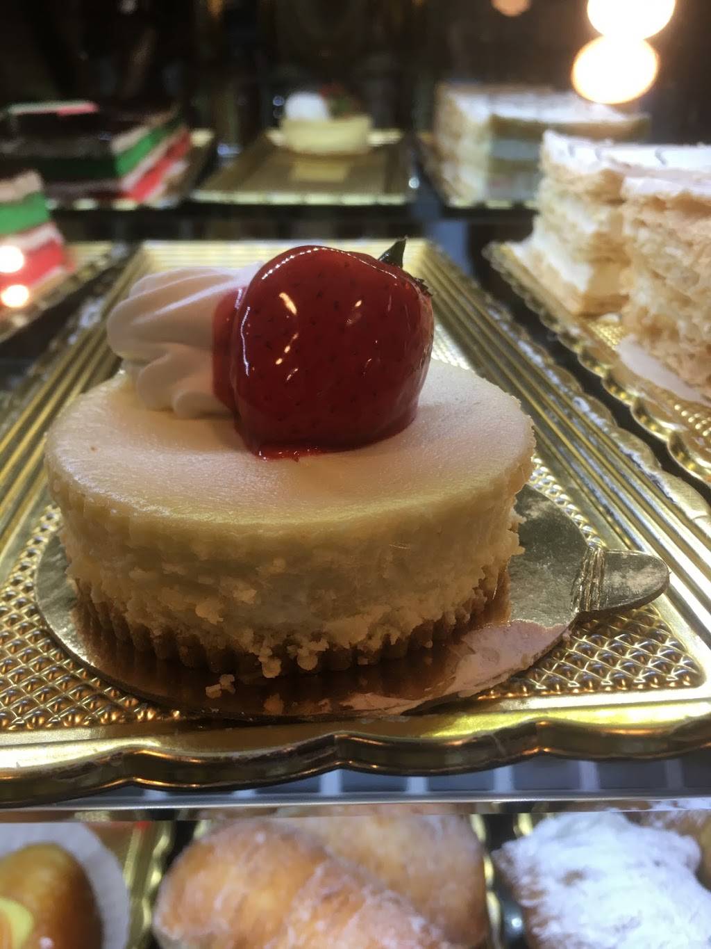 Capellini Trattoria Pizzeria | restaurant | 229 Middle Country Rd, Selden, NY 11784, USA | 6313203387 OR +1 631-320-3387