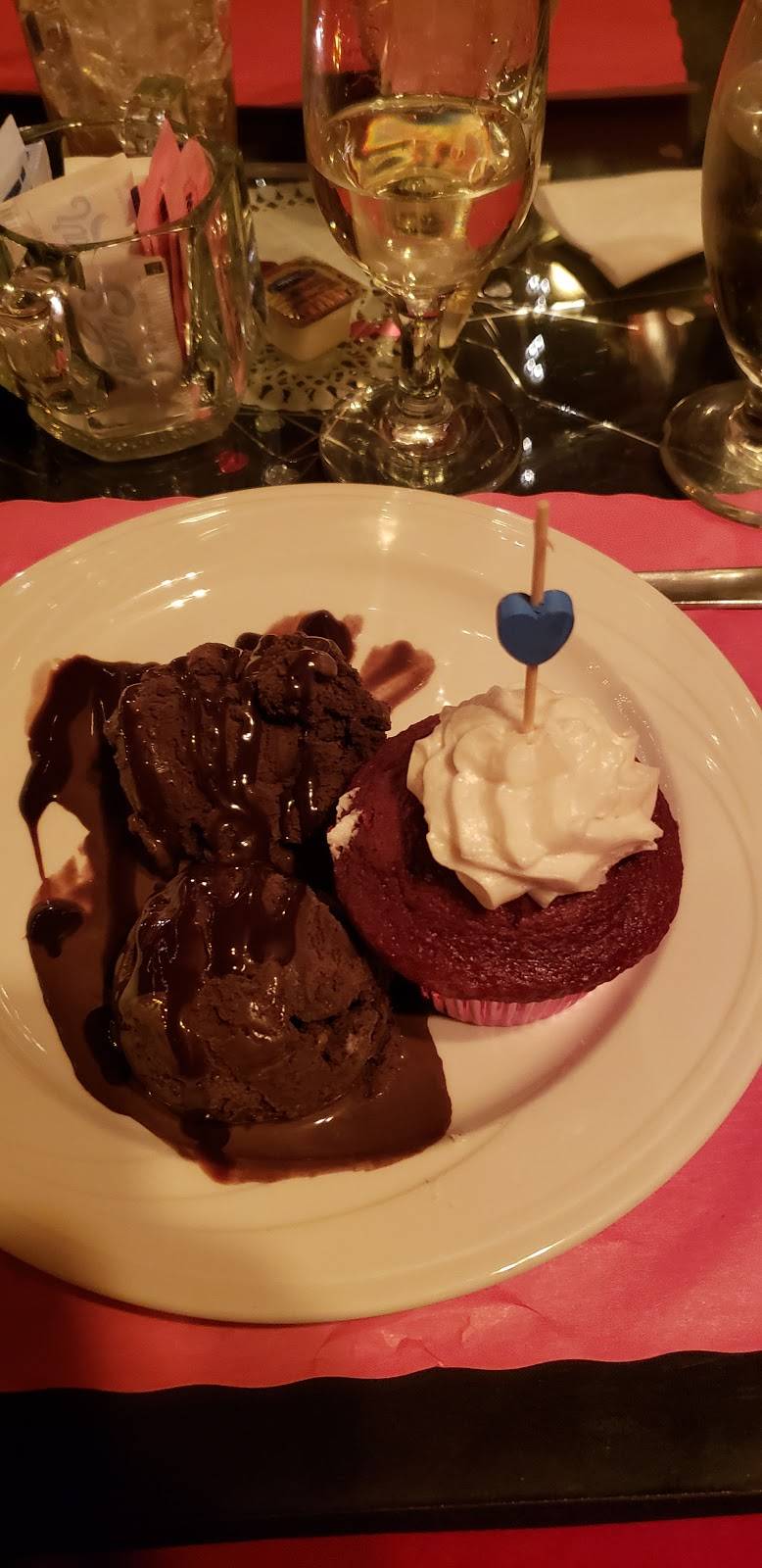 Log Cabin Inn | restaurant | 3646 US-6, Wellsboro, PA 16901, USA | 8144358808 OR +1 814-435-8808