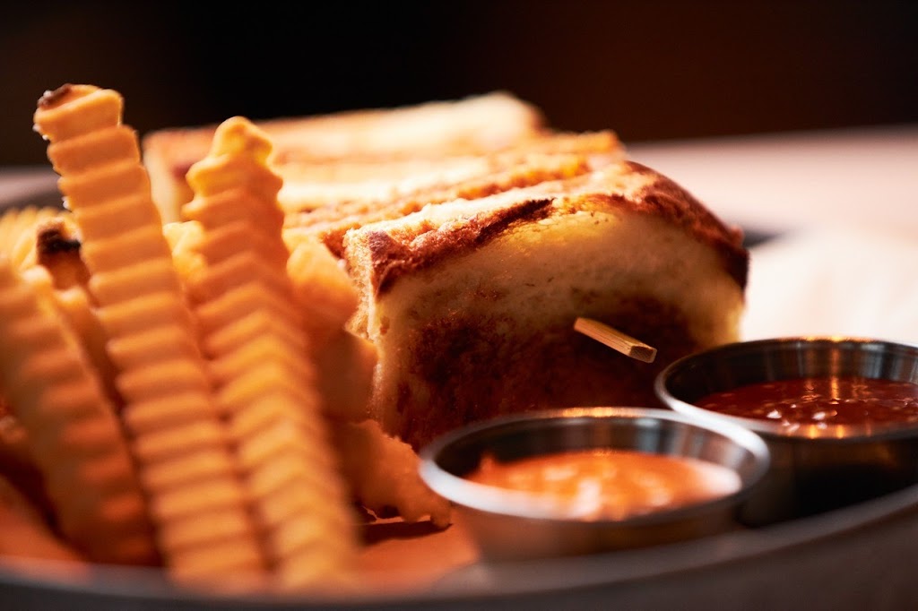 The Sporting Club | restaurant | 450 Summer St, Boston, MA 02210, USA | 6174766664 OR +1 617-476-6664