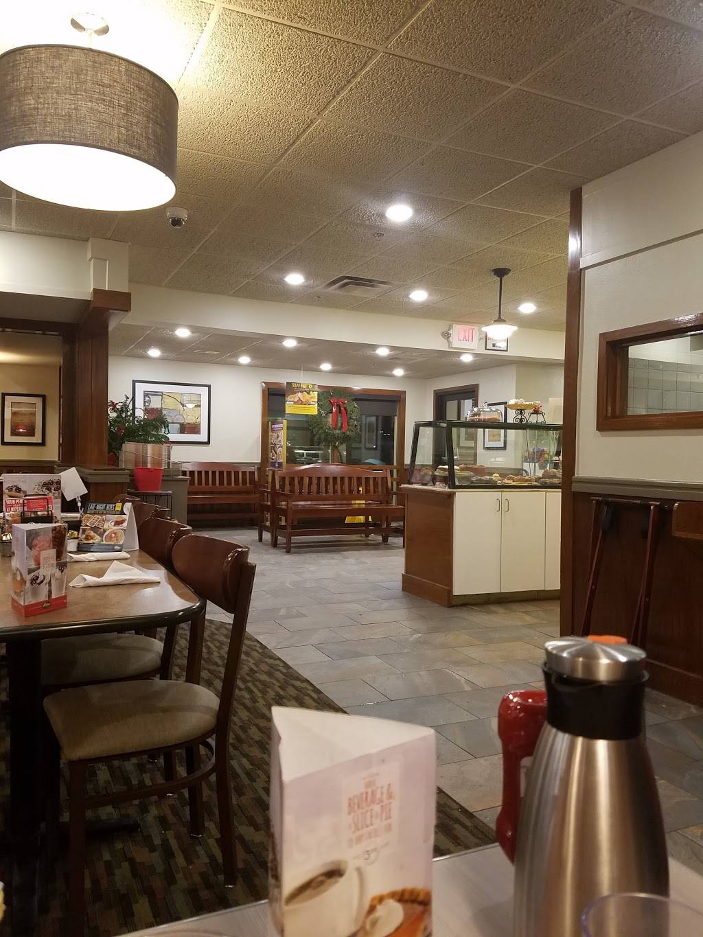 Perkins Restaurant & Bakery | restaurant | 2975 W College Ave, Appleton, WI 54914, USA | 9207310351 OR +1 920-731-0351
