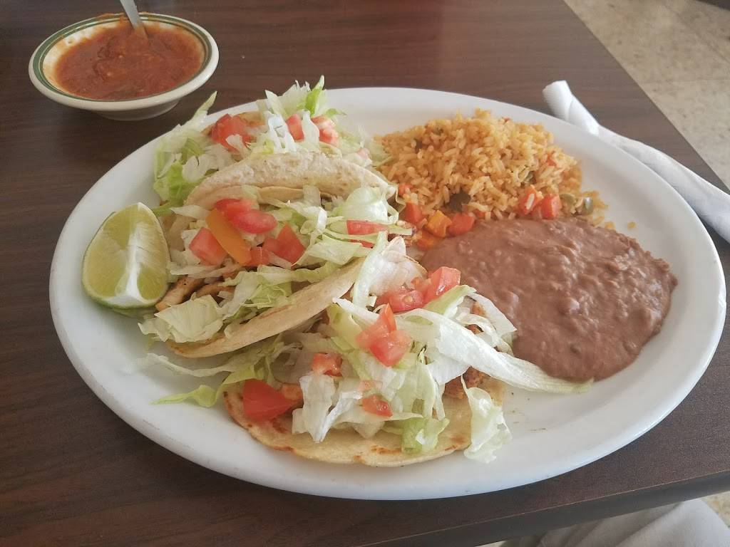 Doña Chela Restaurant | restaurant | 1112 76th St, Houston, TX 77012, USA | 7139236400 OR +1 713-923-6400