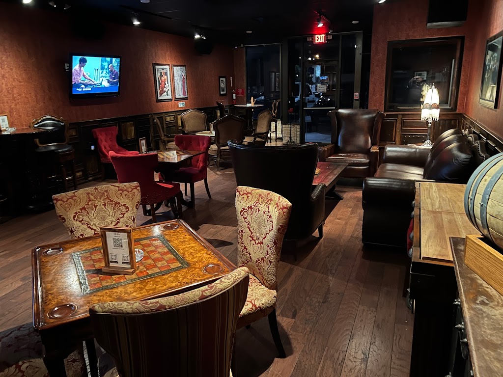 El Divino Dining & Cocktails | restaurant | 5001 N 10th St, McAllen, TX 78504, USA | 9566273990 OR +1 956-627-3990