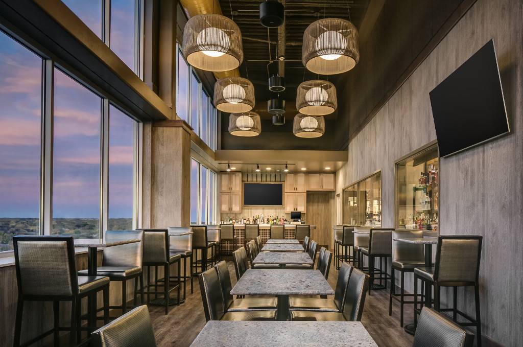 Kinseth Hospitality Companies | restaurant | 2, Quail Creek Circle, North Liberty, IA 52317, USA | 3196265600 OR +1 319-626-5600