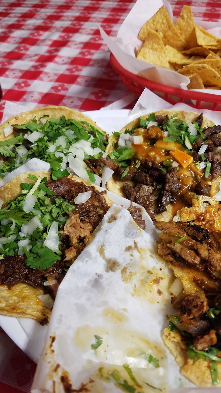 Coyotes Restaurant | restaurant | 1451 W 18th St, Chicago, IL 60608, USA | 3122438550 OR +1 312-243-8550