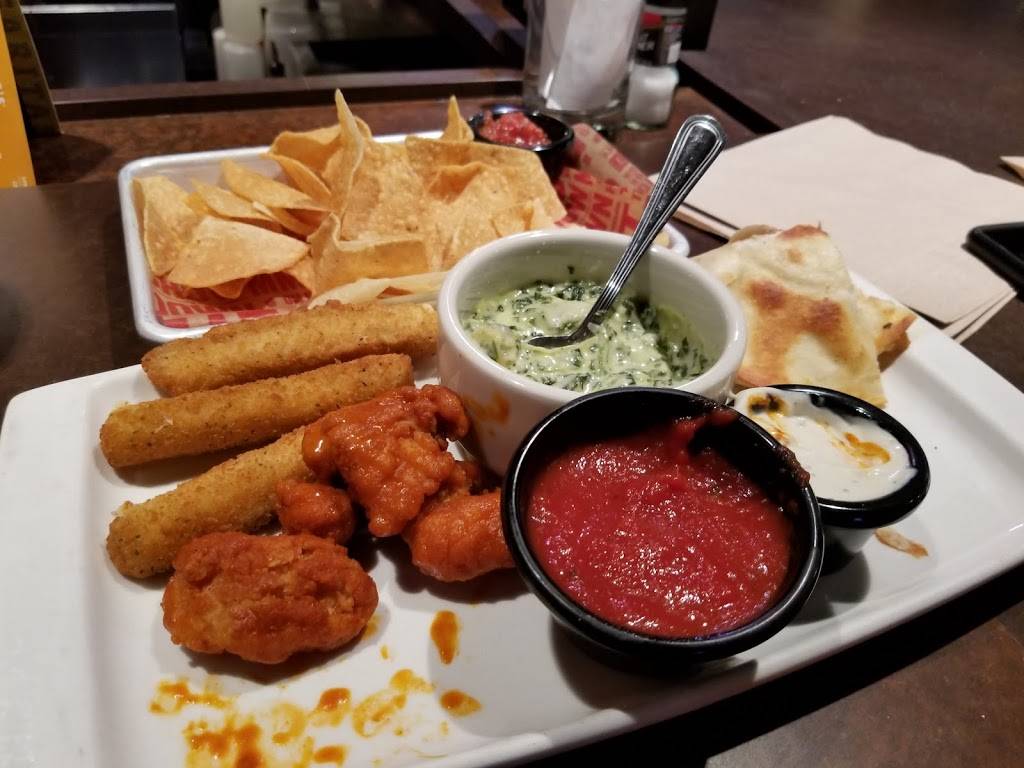 Applebees Grill + Bar | restaurant | 1520 Sams Cir, Chesapeake, VA 23320, USA | 7575491020 OR +1 757-549-1020