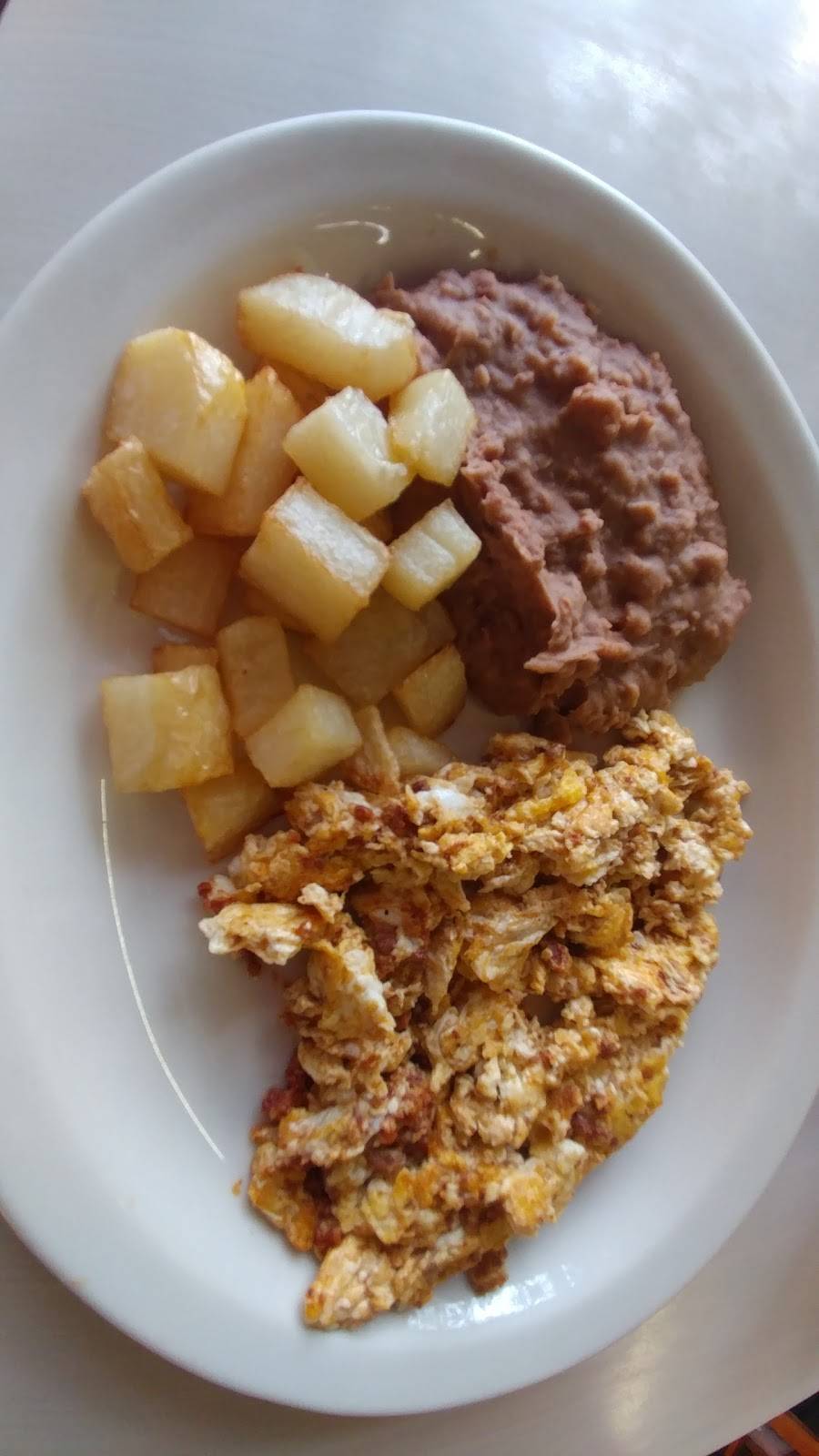 Cafe Alameda | restaurant | 342 W Houston St, San Antonio, TX 78205, USA | 2103544414 OR +1 210-354-4414