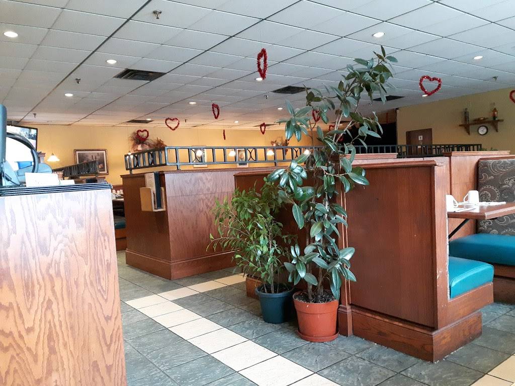 Lachine Tasty | restaurant | 180 Provost St, Lachine, QC H8S 1L5, Canada | 5146349025 OR +1 514-634-9025