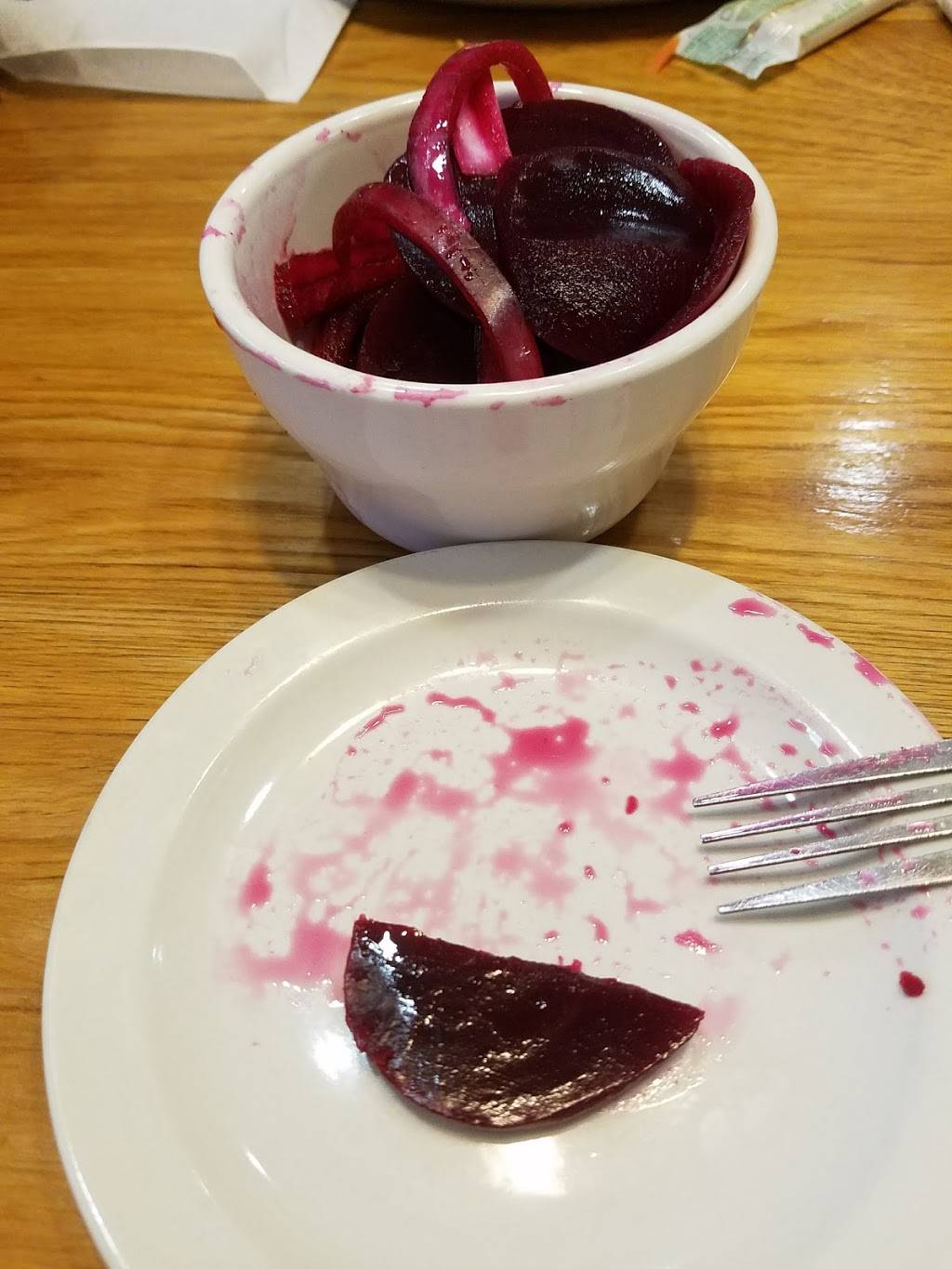 Sue’s Touch of Country Kitchen | restaurant | 2605 Rockford Ln, Louisville, KY 40216, USA | 5024505059 OR +1 502-450-5059