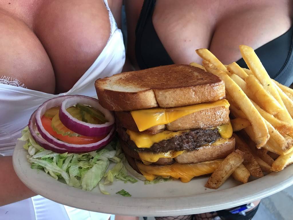 Redneck Heaven Restaurant & Bar | restaurant | 701 North Watson Road SH, 360 Rd to Six Flags St, Arlington, TX 76011, USA | 8178550100 OR +1 817-855-0100