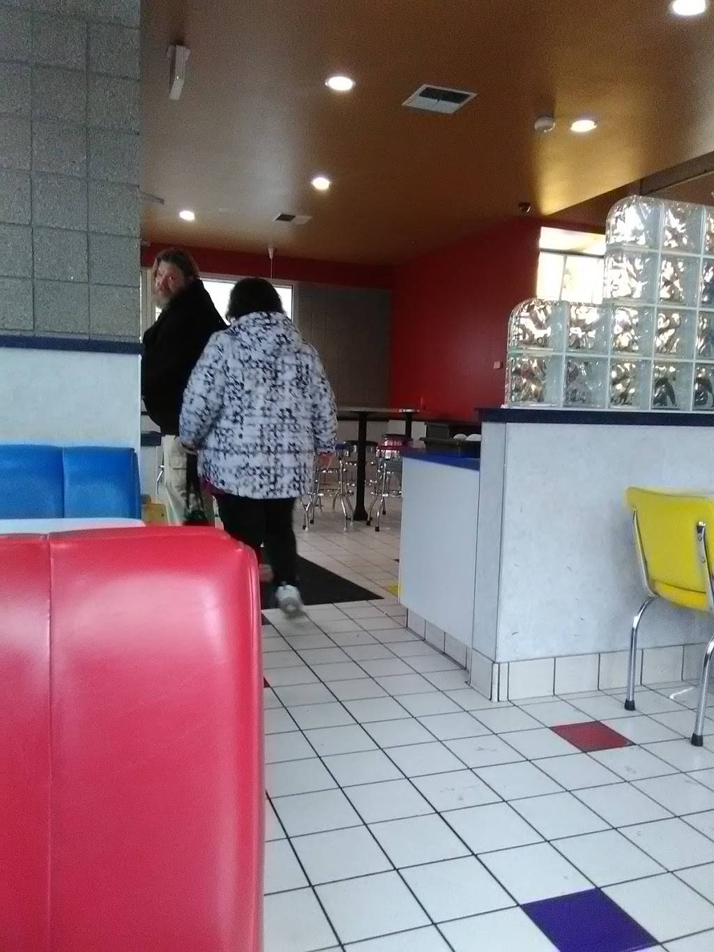 Dairy Queen Grill & Chill | restaurant | 706 E 13th Ave, Eugene, OR 97401, USA | 5413437512 OR +1 541-343-7512