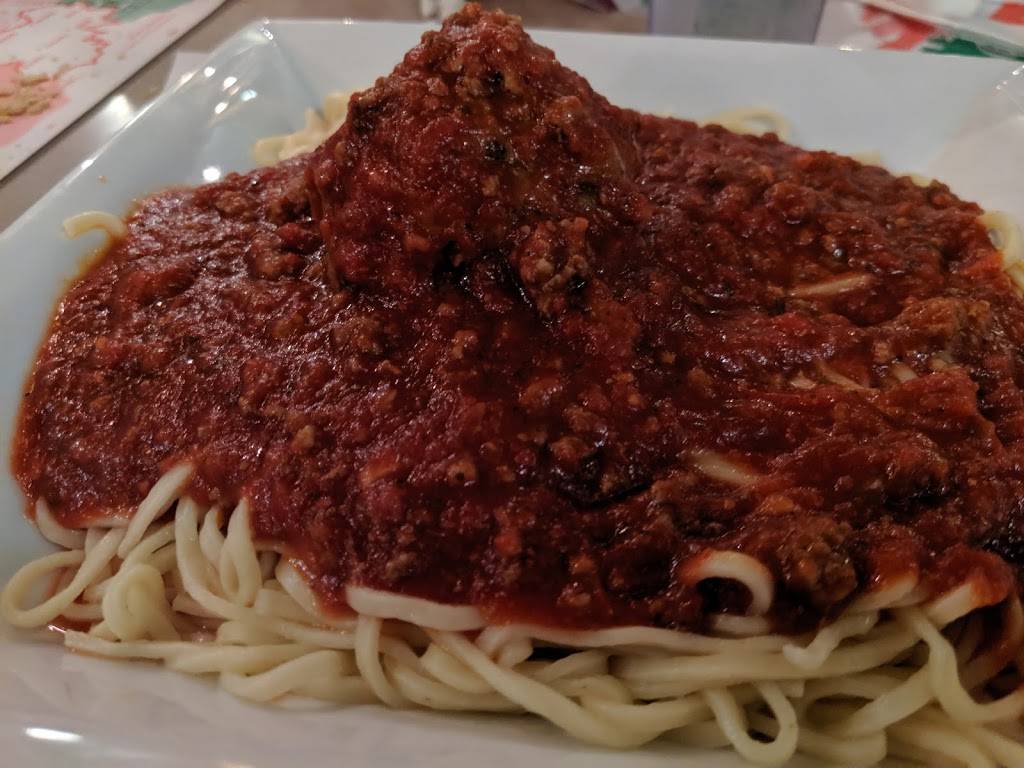 Marios Restaurant | restaurant | 3806 Main St, Weirton, WV 26062, USA | 3047481179 OR +1 304-748-1179