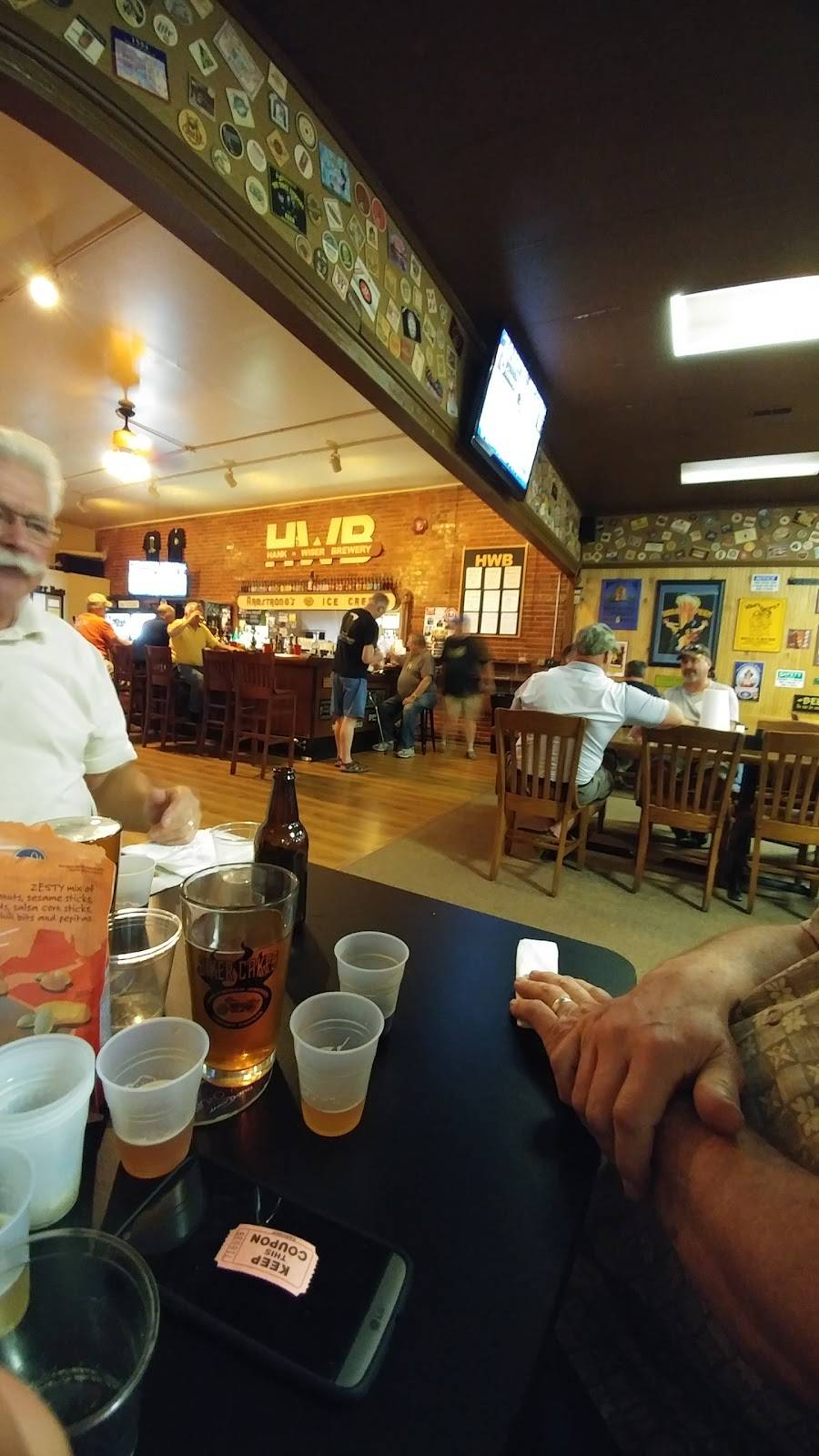 Hank Is Wiser Brewery | restaurant | 213 N Main St, Cheney, KS 67025, USA | 3165420113 OR +1 316-542-0113