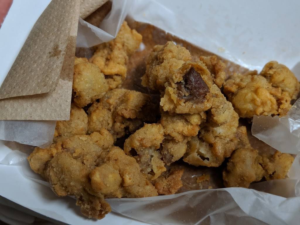 Chicken Coop St. Joe | restaurant | 2062 Washington Ave, St Joseph, MI 49085, USA | 2699835221 OR +1 269-983-5221