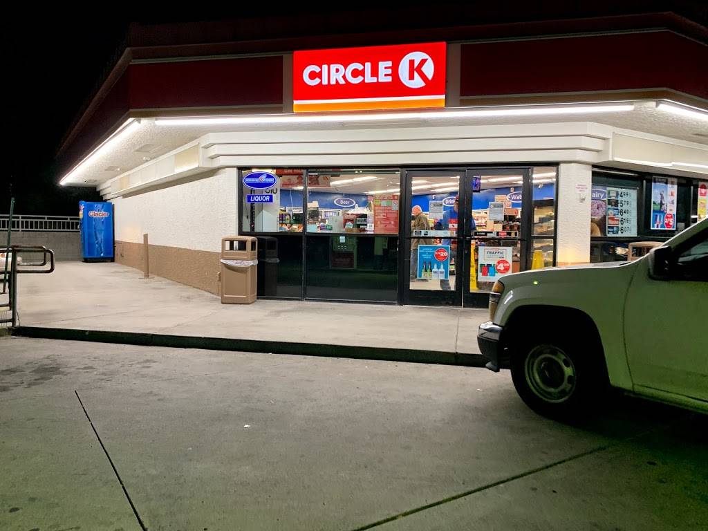 Circle K | meal takeaway | 4005 E Union Hills Dr, Phoenix, AZ 85050, USA | 6029920842 OR +1 602-992-0842